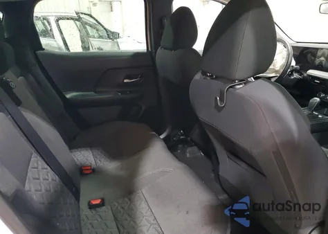 2025 Nissan Kicks Sv z USA, uszkodzony, nr VIN 3N8AP6CB9SL405199